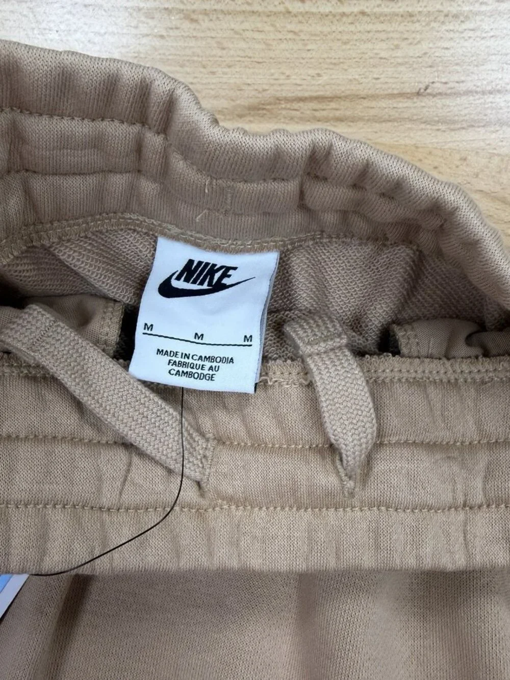 Nike Girls' Sportswear Club French Terry Athletic Skirt size M/10-12 Hemp-Brown